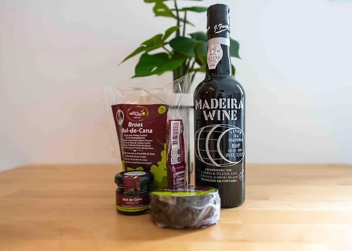 By The Sea Iii Lido - Com Piscina Funchal (Madeira)